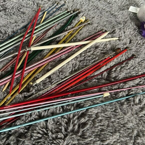Vintage Knitting Needles Sets - Picture 3 of 3
